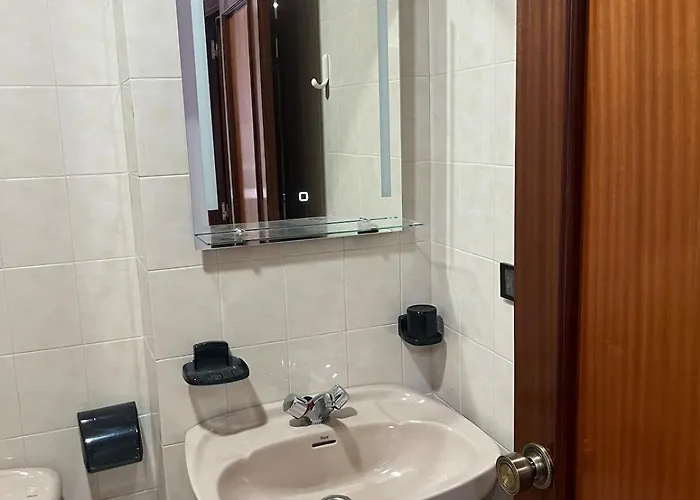 Piso Artur Iii Universidad アパート コマルカ・デ・オウレンセ