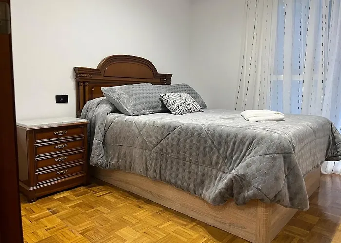 Piso Artur Iii Universidad Daire Ourense